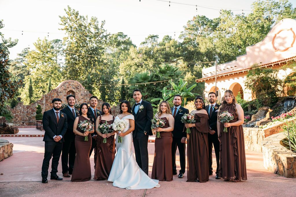 (Photo courtesy of San Angel Photo) (Photo courtesy of San Angel Photo)